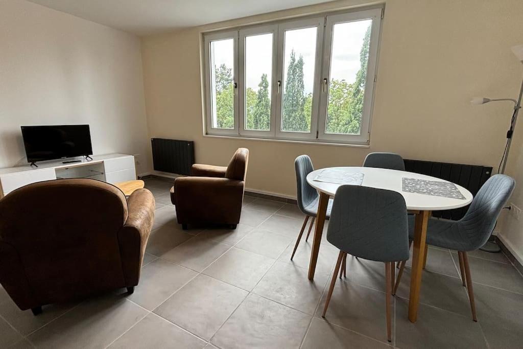T2 Calme Et Lumineux Proche Gare Appartement Arras Buitenkant foto